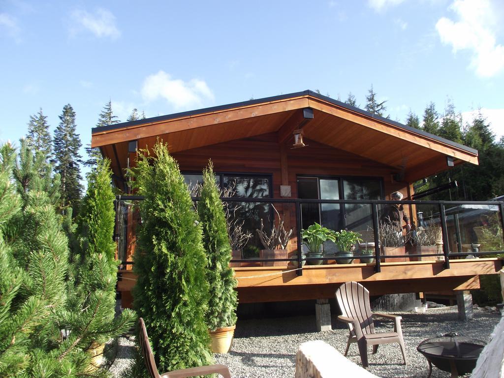 Wild Coast Chalets Port Renfrew Habitación foto