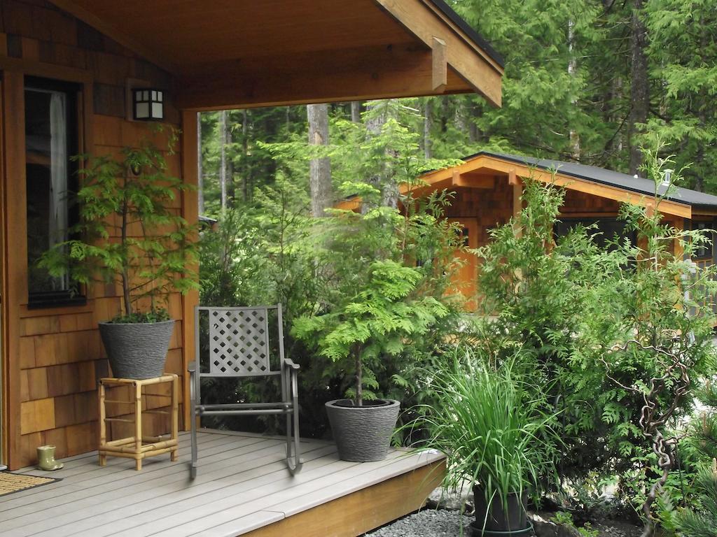 Wild Coast Chalets Port Renfrew Habitación foto