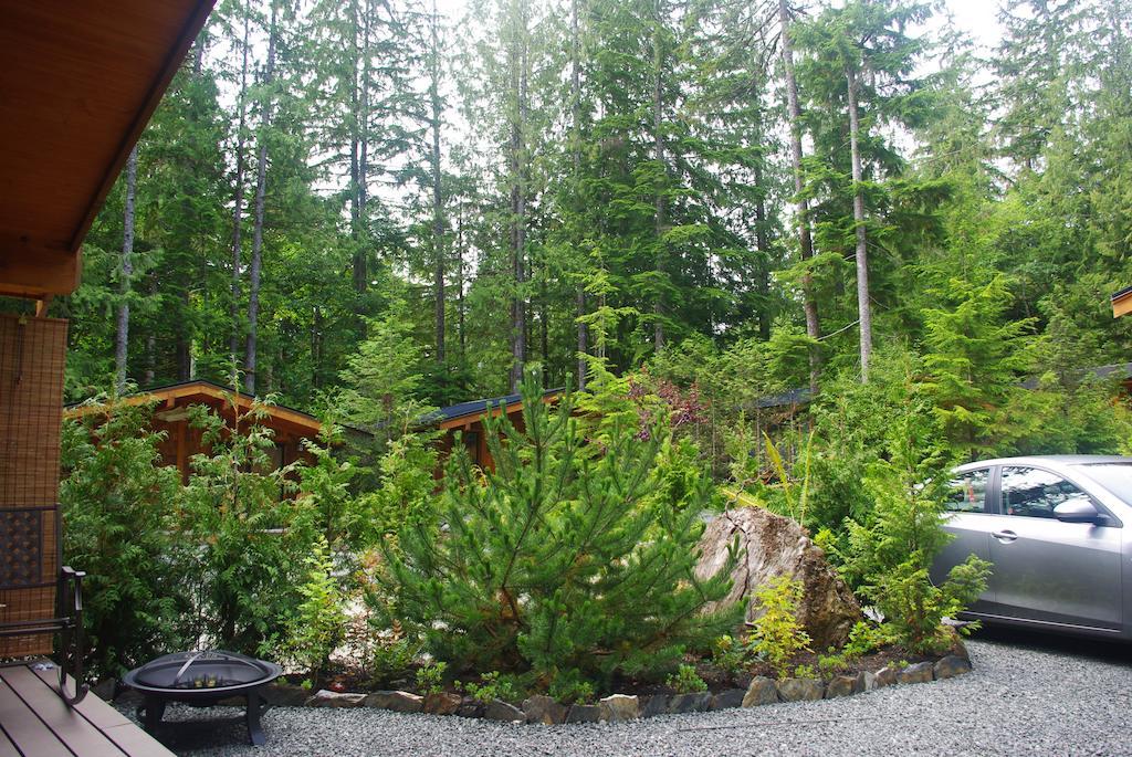 Wild Coast Chalets Port Renfrew Habitación foto